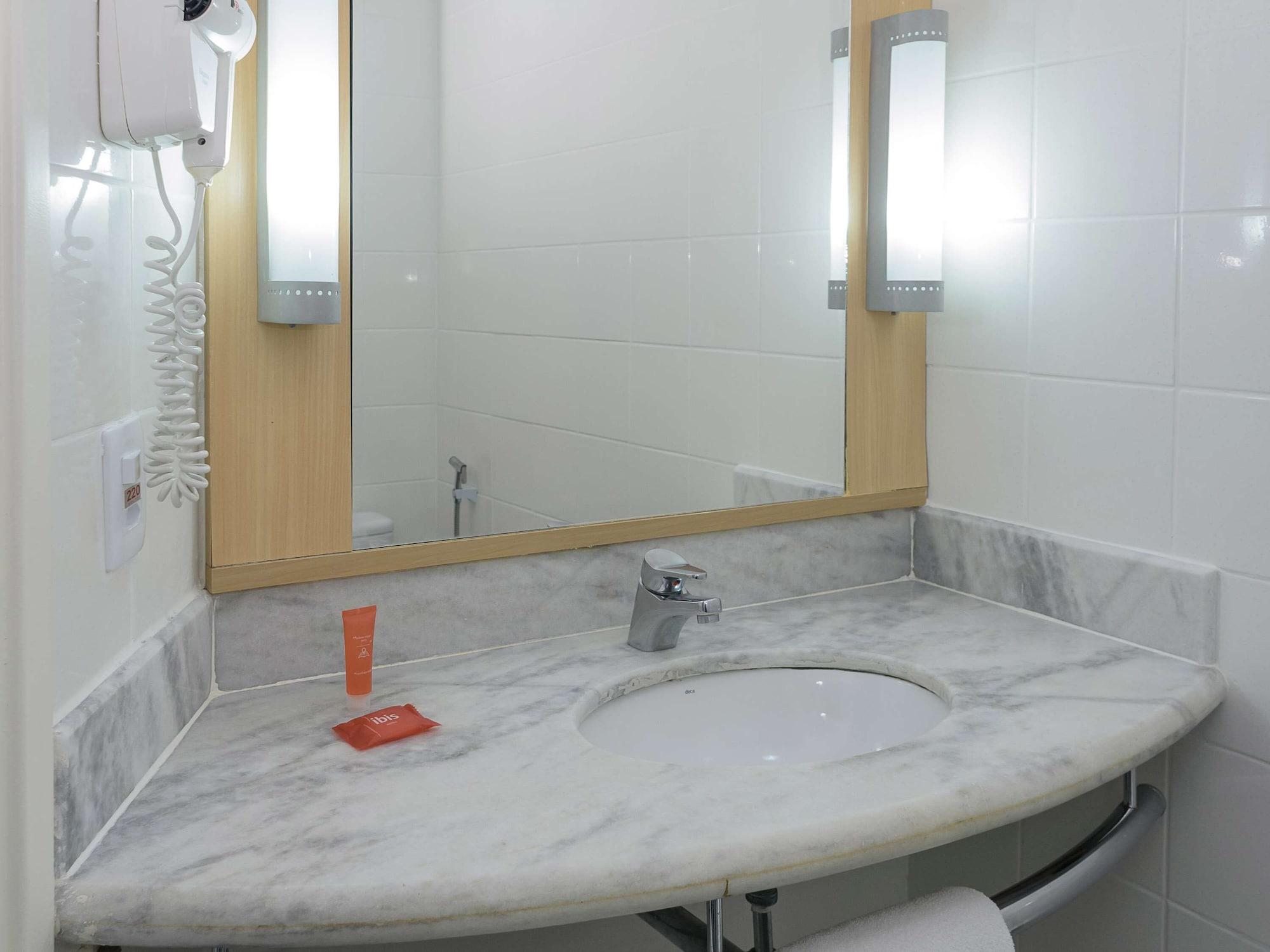 Ibis Aracaju Hotel Exterior photo